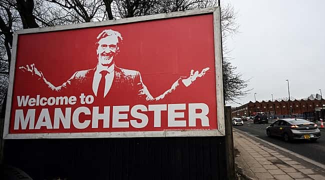 Manchester United tem novo dono, que planeja barca de 12 jogadores; veja a lista