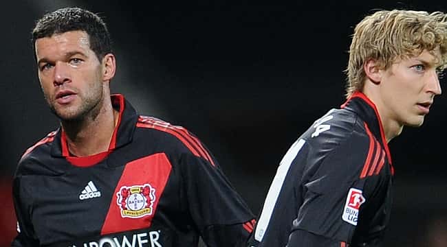 O time ideal com os melhores da história do Bayer Leverkusen