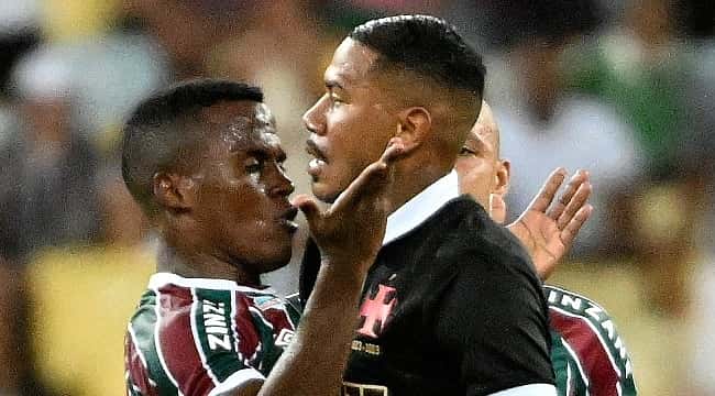 Vasco marca duas vezes, mas gols são anulados e clássico contra o Fluminense termina empatado 