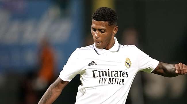 Vinicius Tobias é o 27º brasileiro a vestir a camisa do Real Madrid