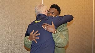 As melhores fotos da chegada da Seleção Brasileira em Londres