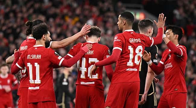Com 11 x 2 no agregado, Liverpool humilha Sparta outra vez e avança às quartas da Europa League