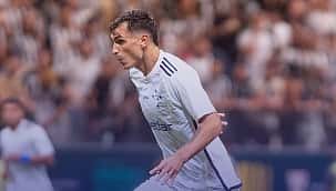 Cruzeiro empata com o Atlético no fim e deixa a decisão do Mineiro aberta