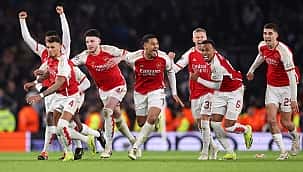 Galeno, do Porto, perde pênalti e Arsenal avança para as quartas da Liga dos Campeões