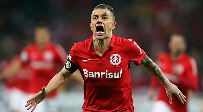 Os 10 maiores estrangeiros da história do Internacional