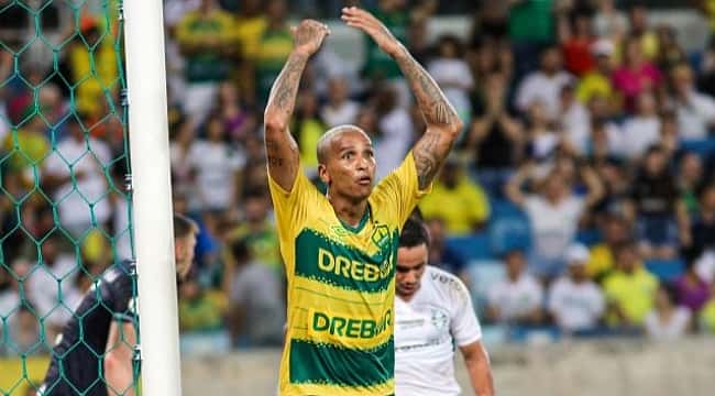Os melhores atacantes do Brasil, segundo Deyverson