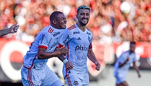 Com dois a mais e pênalti no fim, Flamengo vence Atlético-GO em partida polêmica 