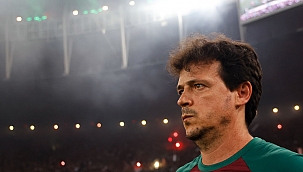 Diniz após vitória do Flu sobre o Colo-Colo: "É difícil ser campeão e mais ainda bicampeão"