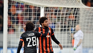 Os 15 brasileiros que marcaram hat-tricks na Champions League