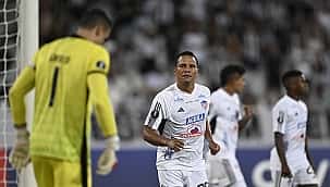 Botafogo perde para o Junior Barranquilla em sua estreia na fase de grupos da Libertadores