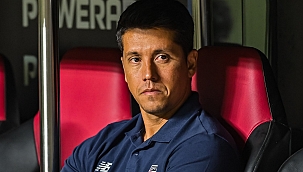 Thiago Carpini vê cobrança exagerada e cita Telê Santana para rebater críticas no São Paulo