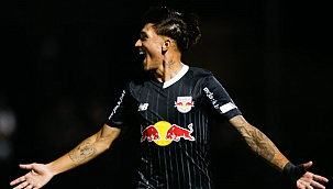 Vitória do Bragantino: Vasco leva gol no fim e sofre primeira derrota no Brasileirão 2024