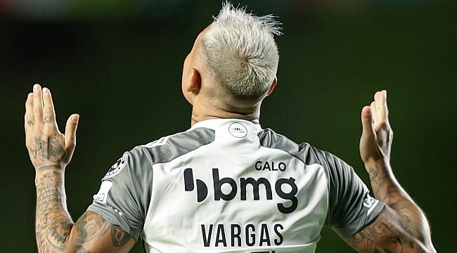 Com dois gols de Eduardo Vargas, Atlético-MG busca empate com o Fluminense fora de casa