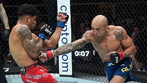 UFC 301: José Aldo retorna de sua aposentadoria e vence Jonathan Martinez
