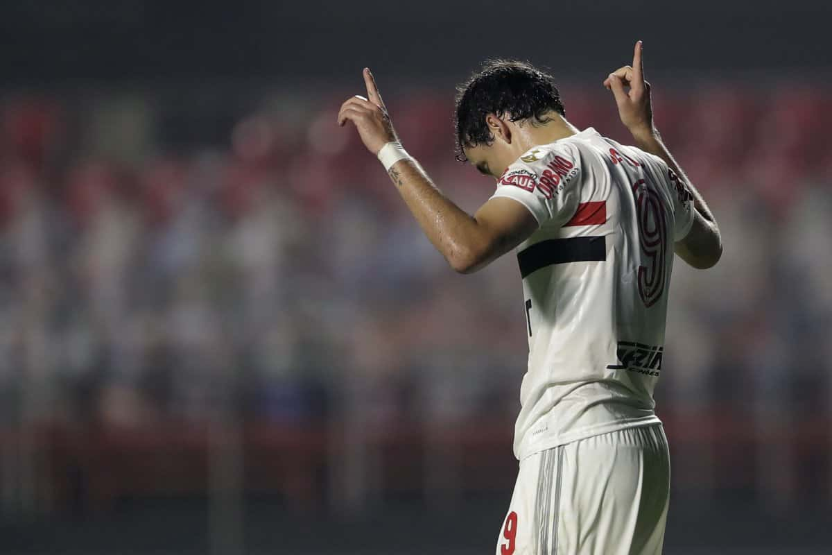 De vilão a herói no São Paulo, Nestor abre o jogo no dia do