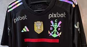 Flamengo anuncia nova camisa III