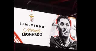 Benfica contrata Marcos Leonardo, ex-atacante do Santos